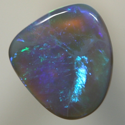 SOLID SEMI BLACK OPAL Bright rolling flashes of green, turquosie and peacock blue
